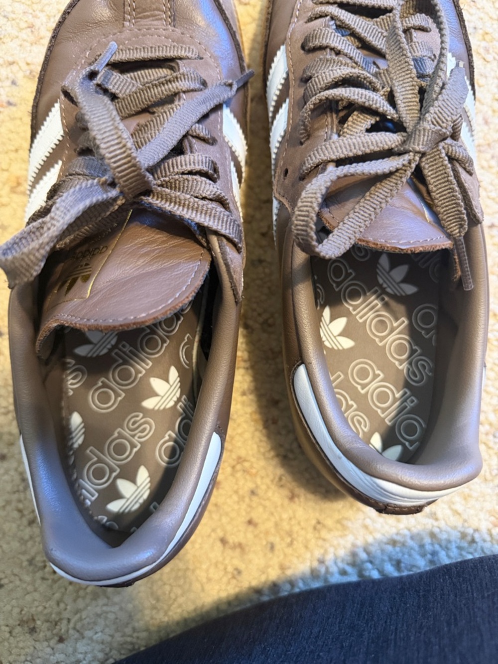 Women’s adidas brown Sambas - Picture 5 of 5